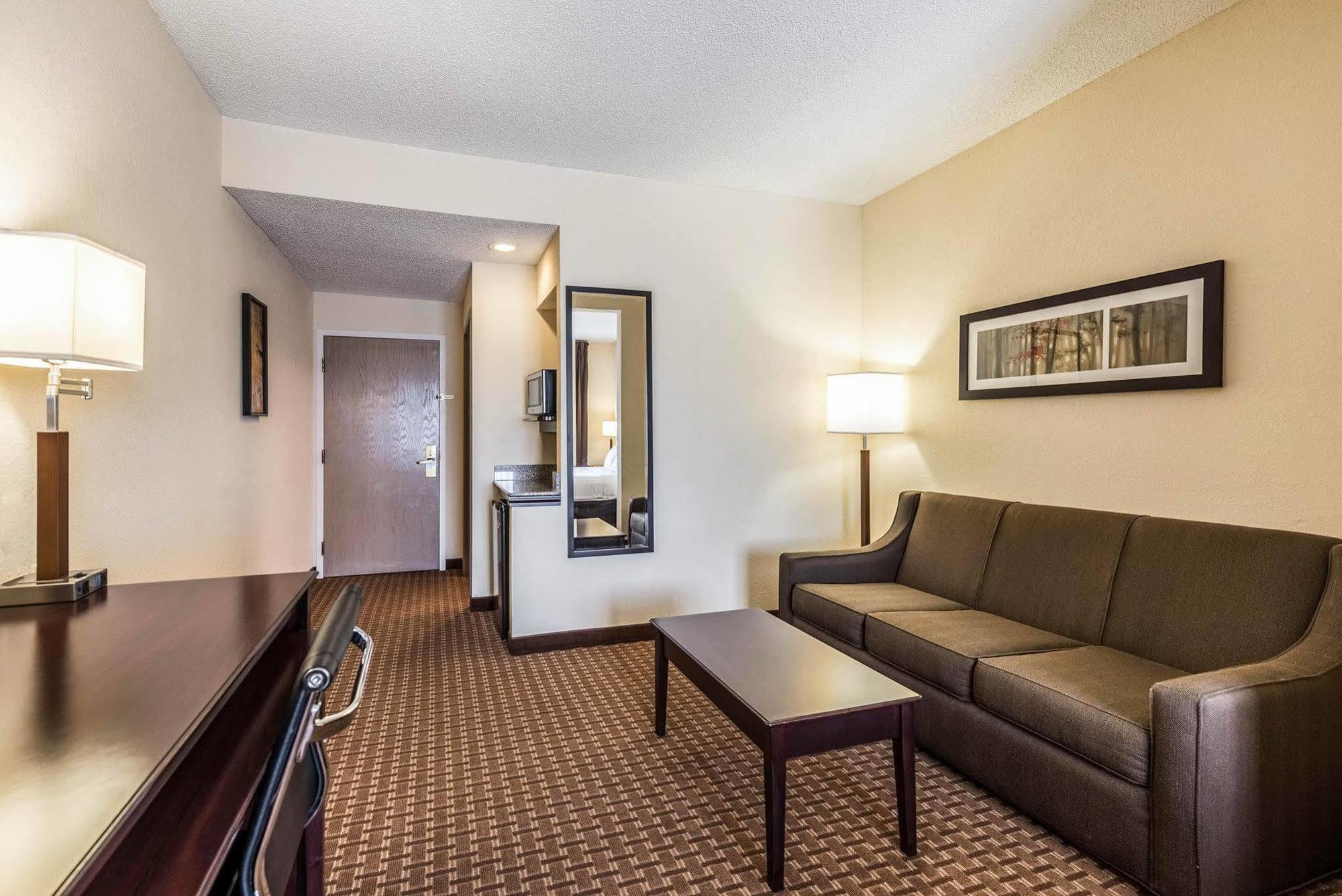 Comfort Suites Marion Eksteriør bilde